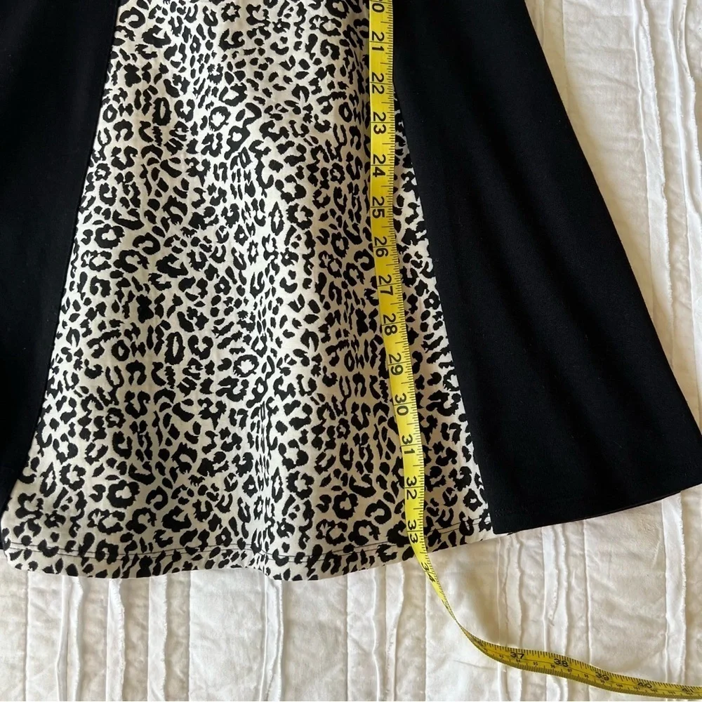 2/$30 Robbi and Nikki Casual A line dress- black and white color block print